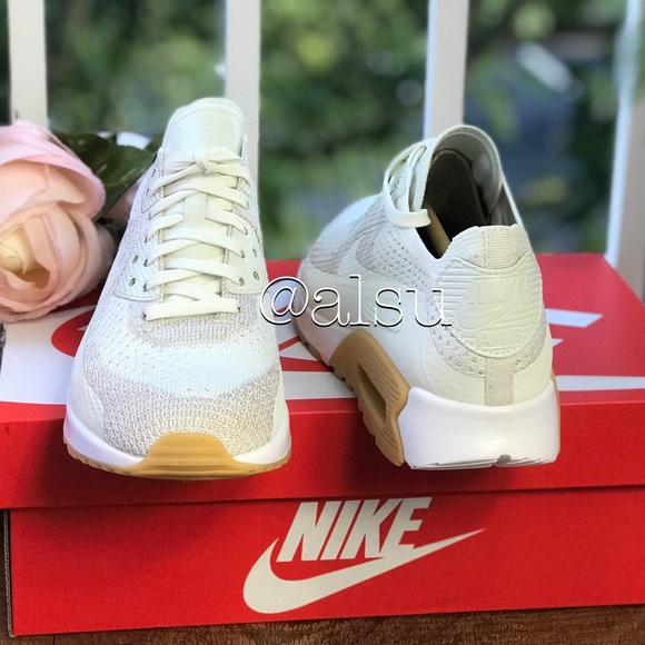 NWTNike Air Max 90 Ultra Flyknit  Sail WMNS - Picture 8 of 8